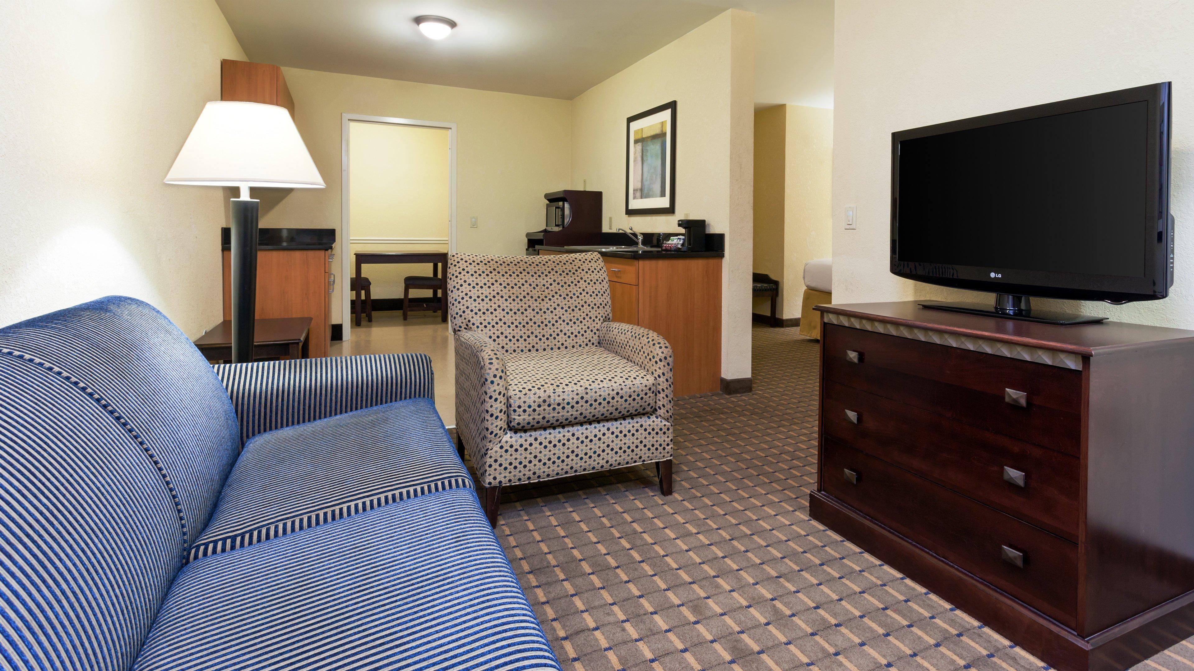 Holiday Inn Express And Suites Allentown West By Ihg Exterior foto